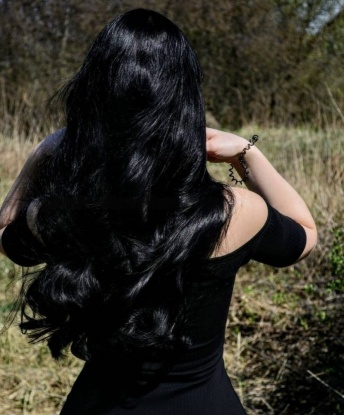 Нежная и чувственная дама с большой фантазией и страстью приглашает в гости для интимных отношений. Только для щедрых и уверенных в себе мужчин. 14113, 31 год